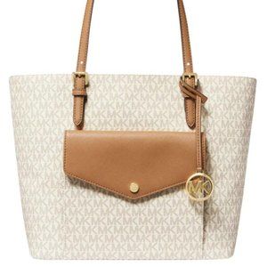 Michael Kors Jet Set Large Flap Pocket tote